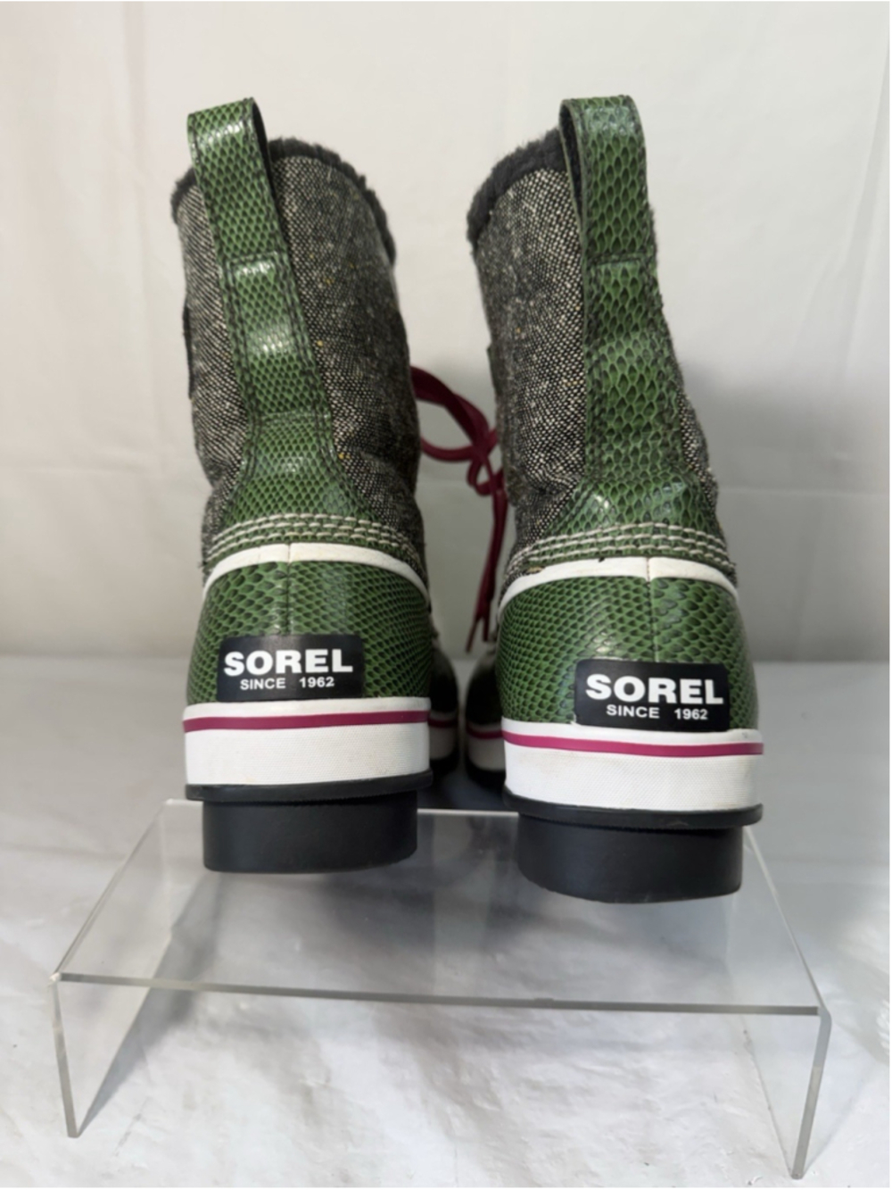Sorel Tivoli Boots Size 9 All Weather Duck Boot Green Snake Print - Picture 12 of 15